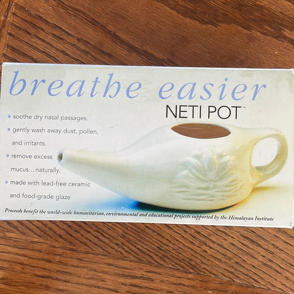 Neti Pot with box and non iodized neti salt.